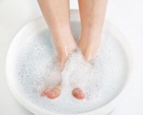 Fleet fungus treatment methods